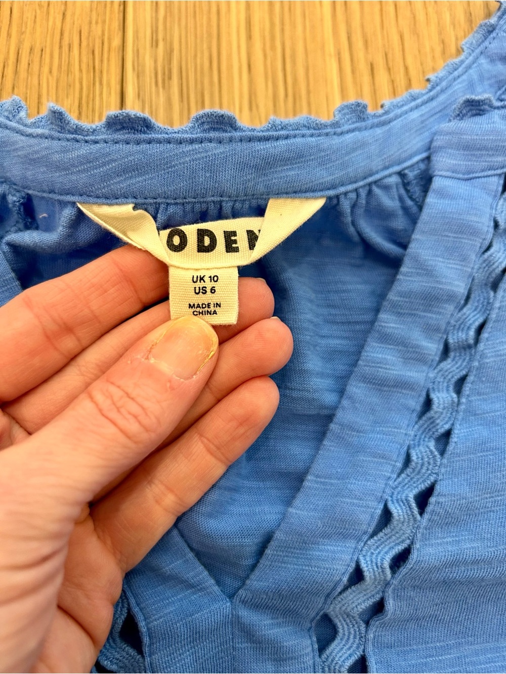 Boden Maisy Rikrak Trim Top - Picture 8 of 9